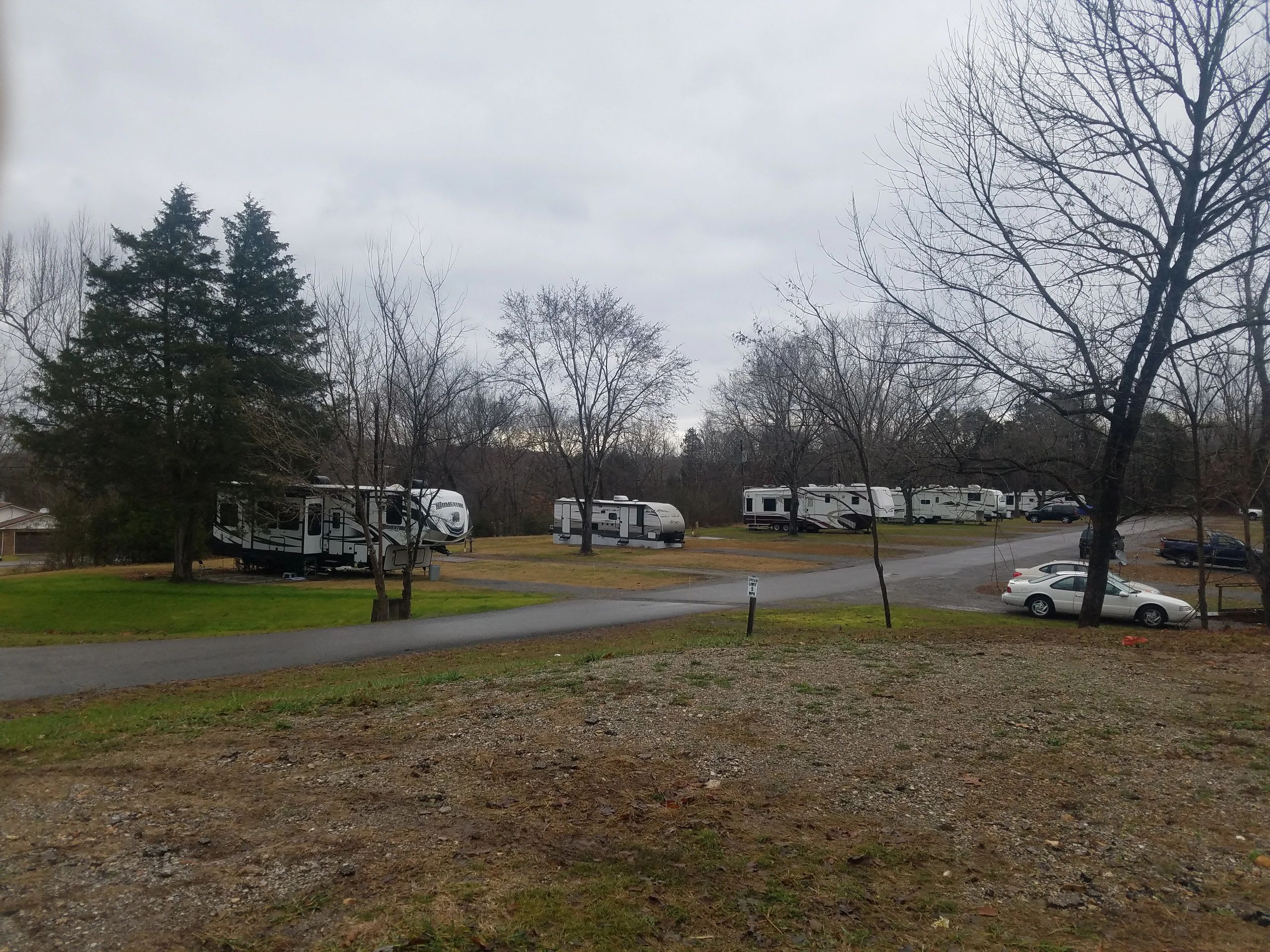 Elk Harbor Lakeside Campground, RV Park, Store & Cafe
