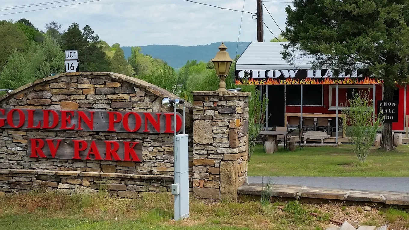 Golden Pond RV Park