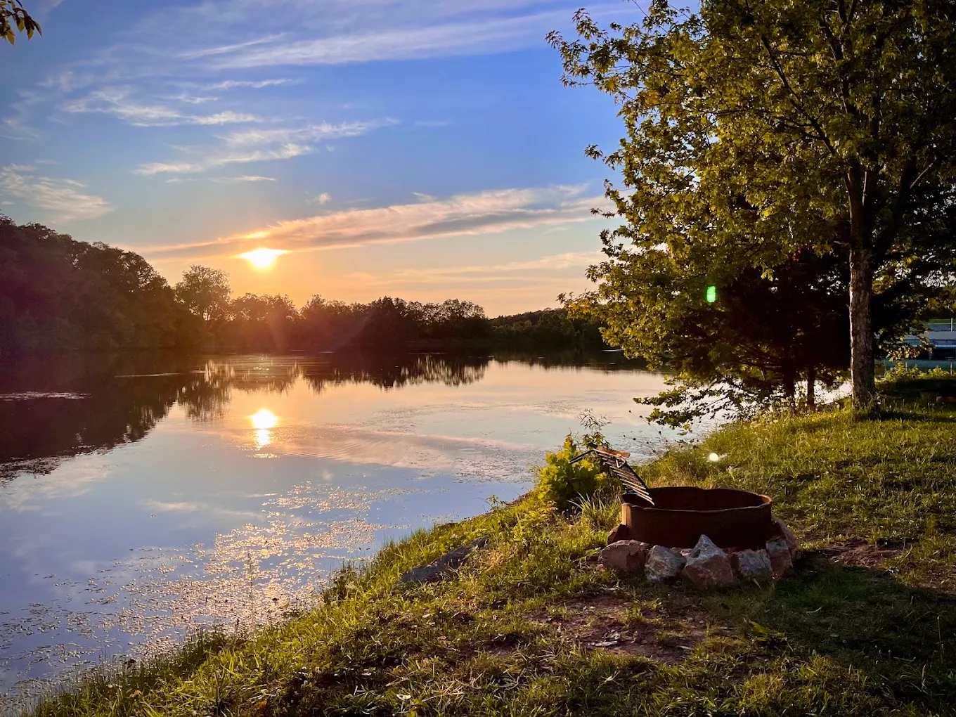 Lake Paradise Resort - Hipcamp in Lone Jack, Missouri