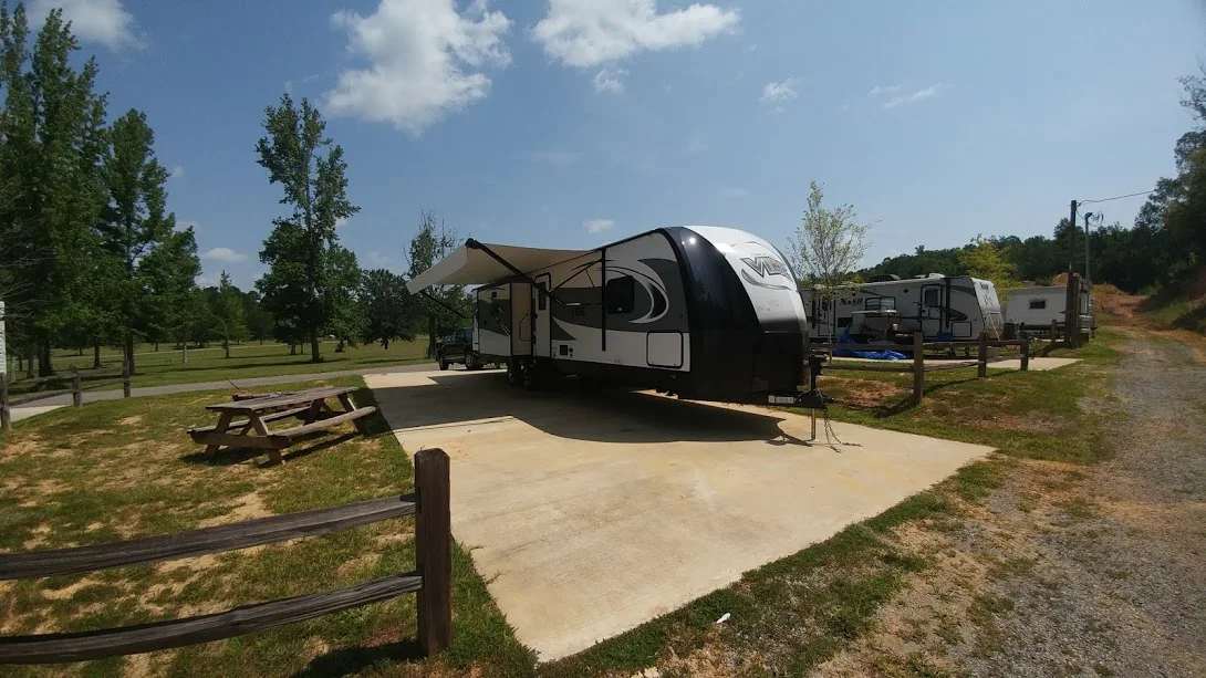 Arrowhead RV Resort at Smith Lake, Crane Hill AL