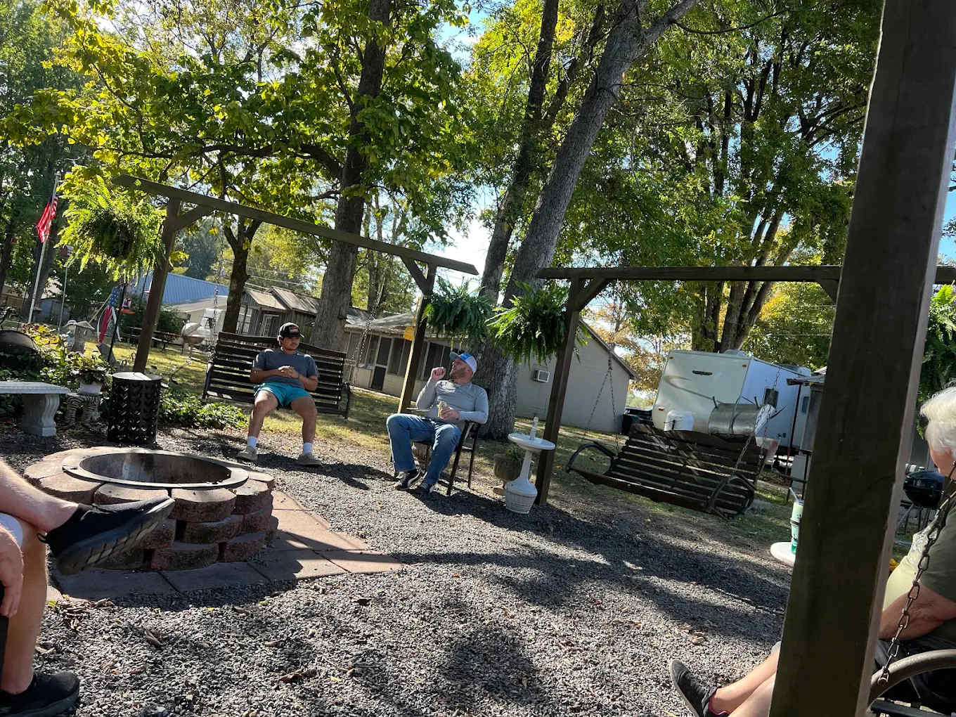 Sportsmans Resort