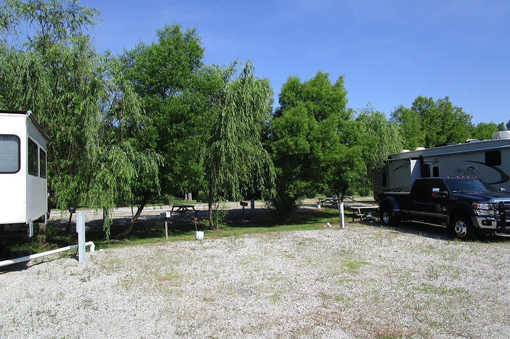 K-River Motel & Campground