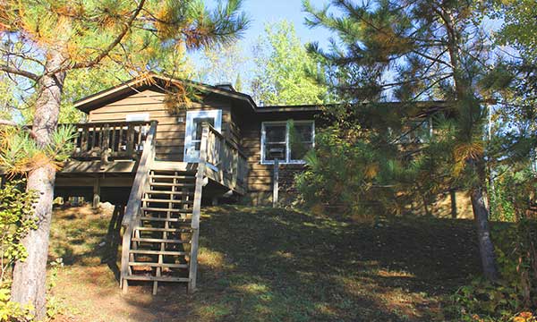 Golden Eagle Lodge And Campground