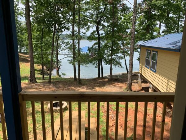 Lakeshore Cabins & RV
