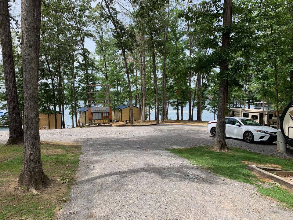 Lakeshore Cabins & RV