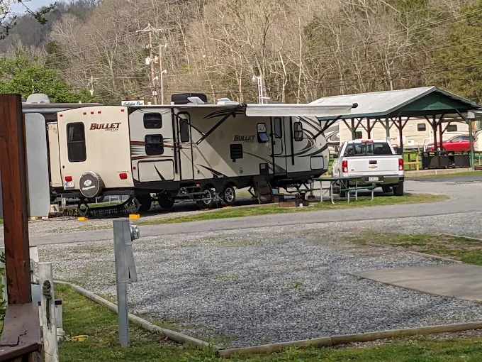 Nashville North RV Resort