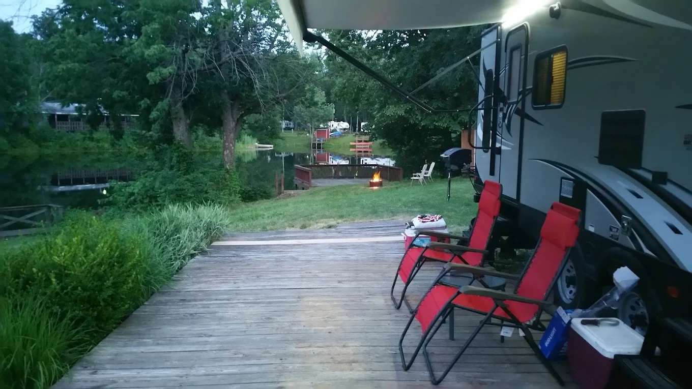 Sunset Lake Family Campground