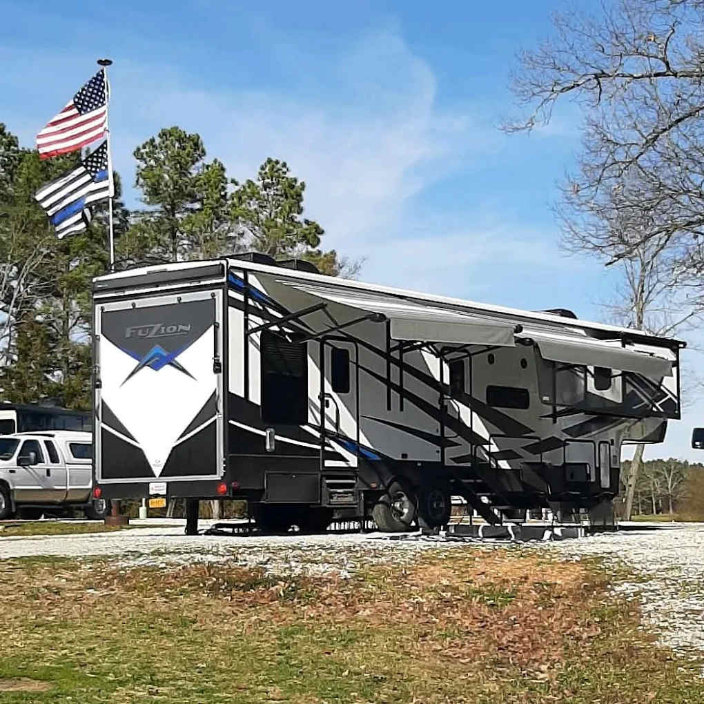 Parkers Crossroads RV Park and Campground