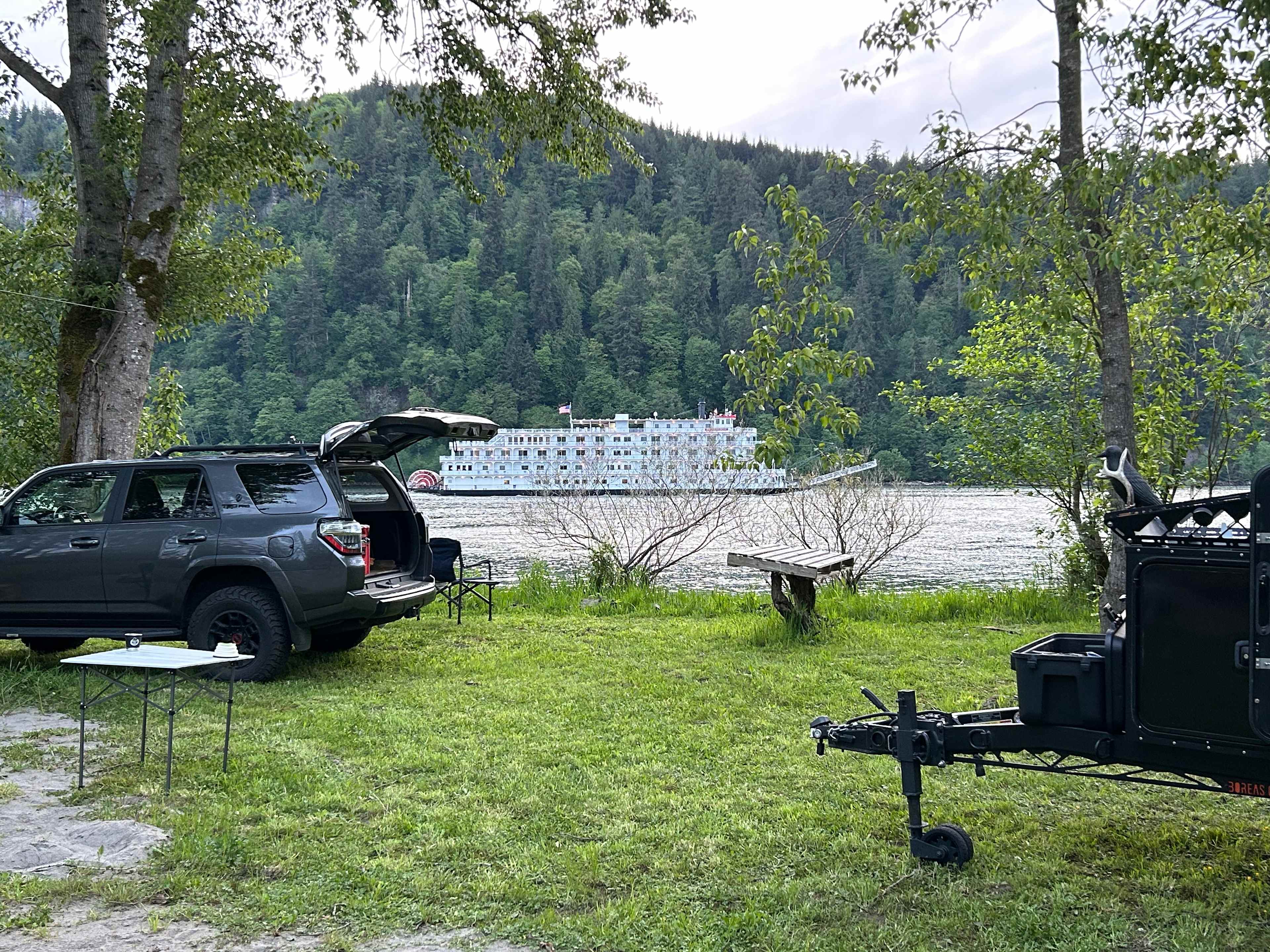 Columbia River Camping