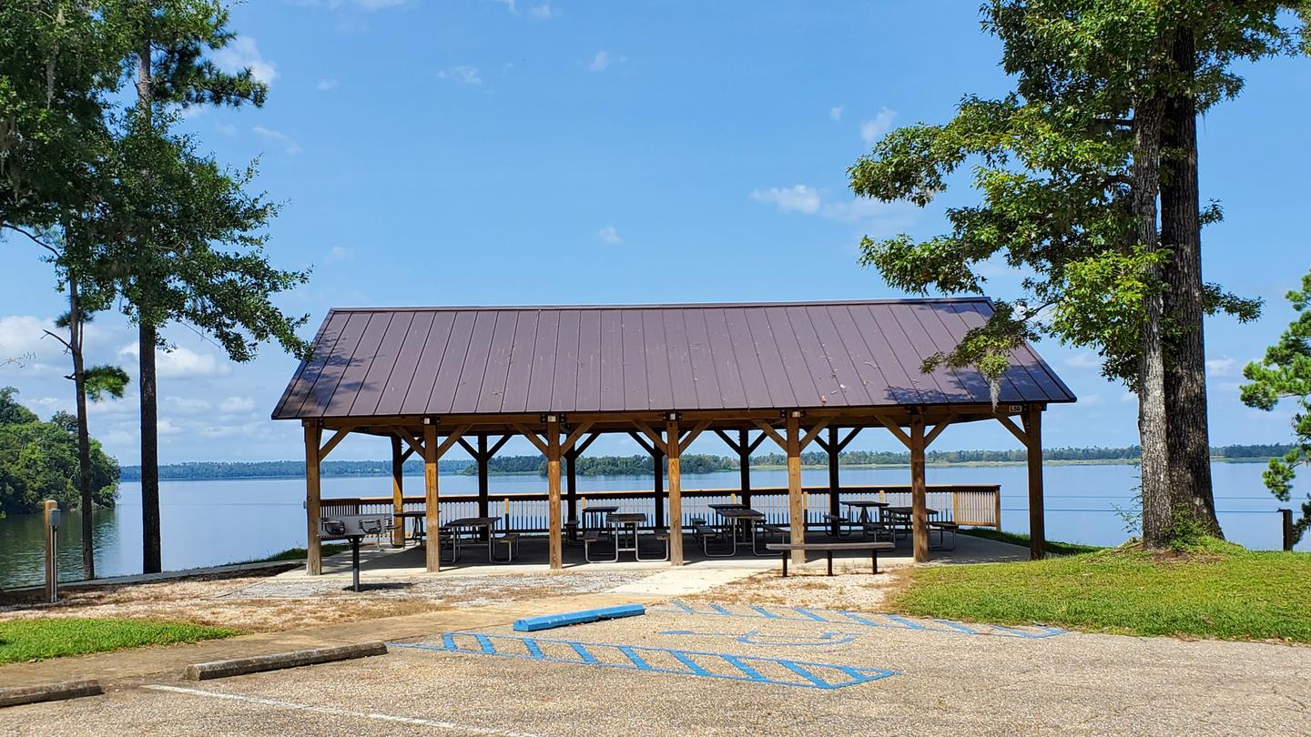Chattahoochee RV Campgroundand Fishing Resort