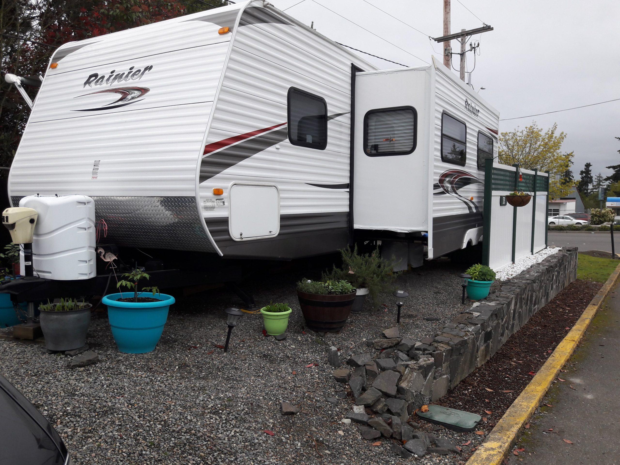 Midway RV & Mobile Home Park