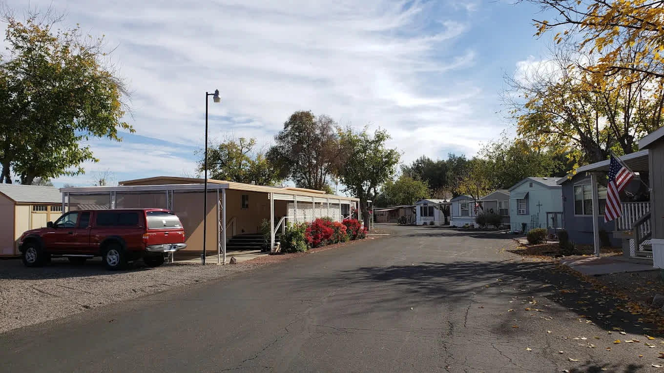 Palm Drive RV & Mobile Home Park