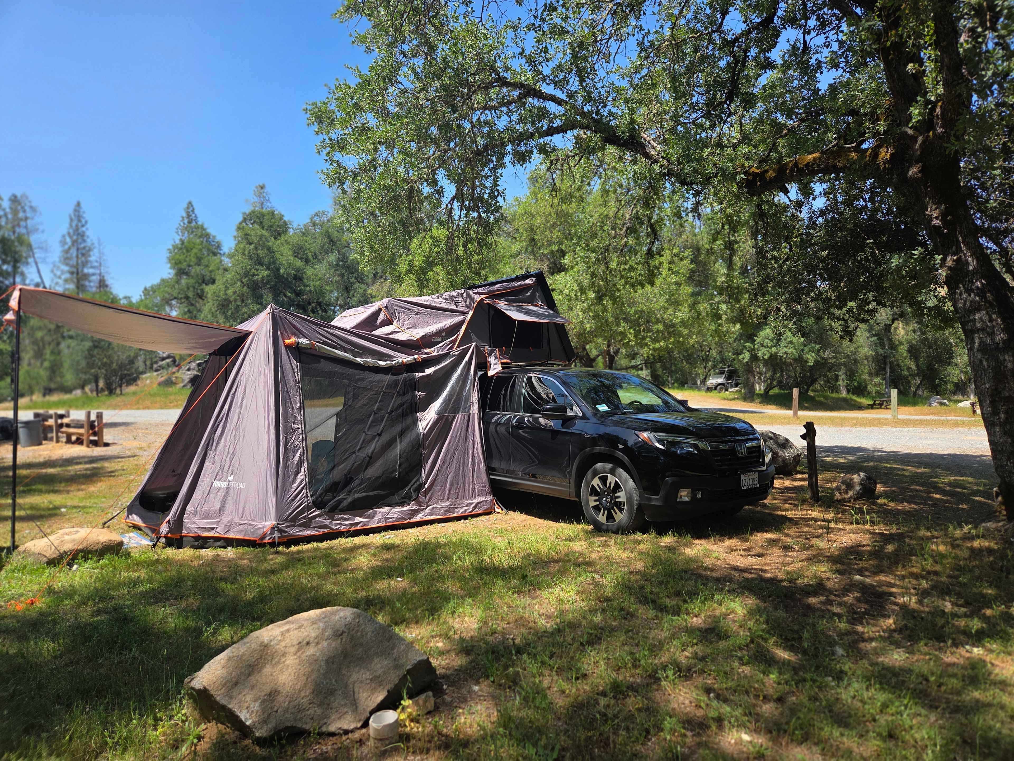 Manzanita Camping & Co