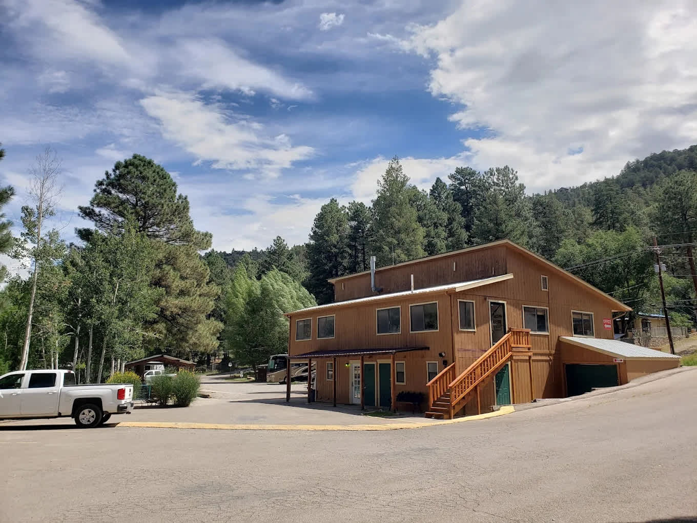 Rainbow Lake Cabin & RV Resort