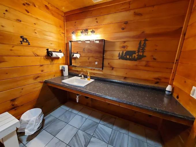 Creekwood Farm RV Park