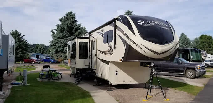 Eagle Nest RV Resort