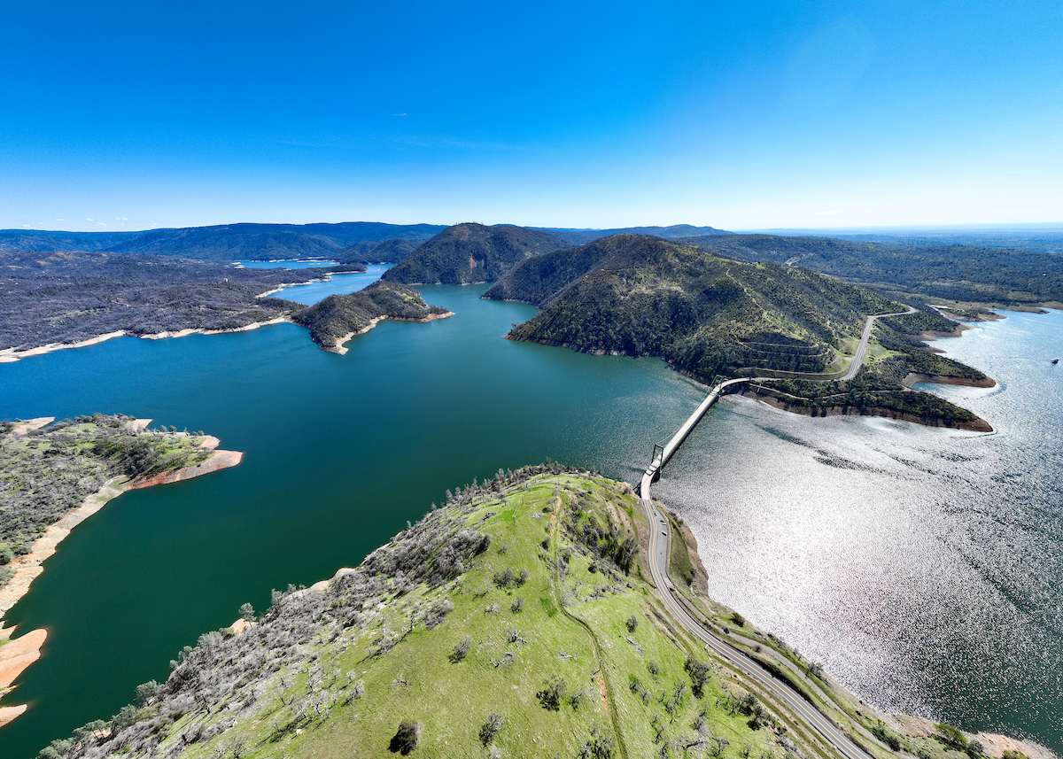 Lake Oroville's Floating Campsites