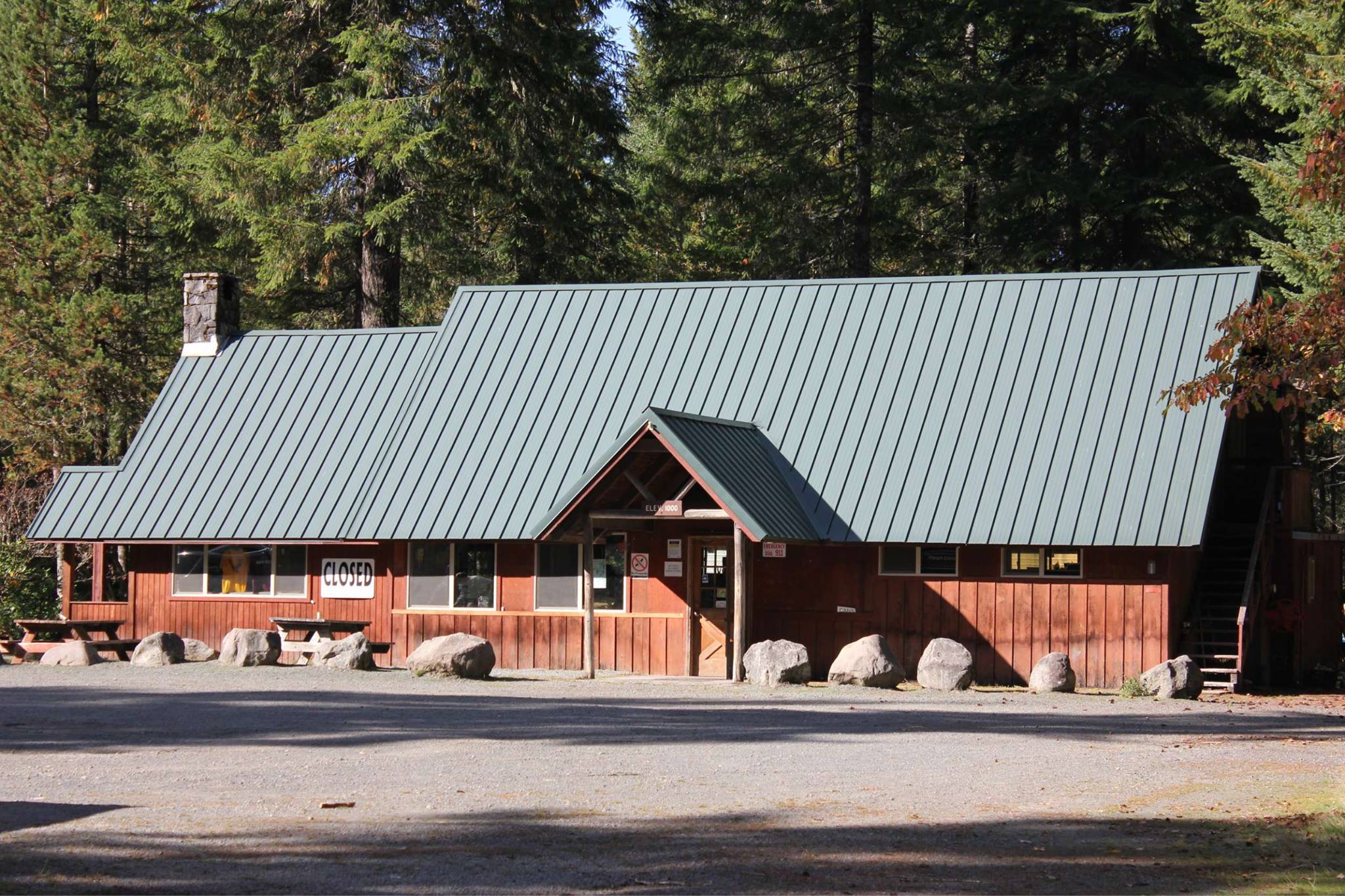 Eagle Cliff Store and Campground