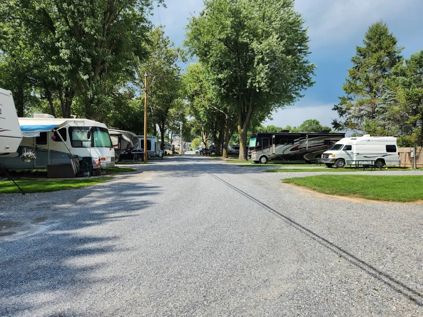 Flory's Cottages & Camping