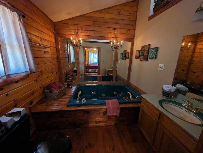 Fair Winds Cabin Resort