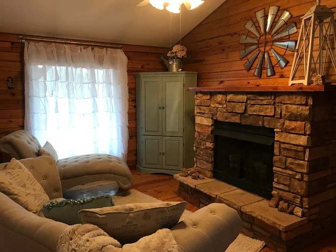 Fair Winds Cabin Resort