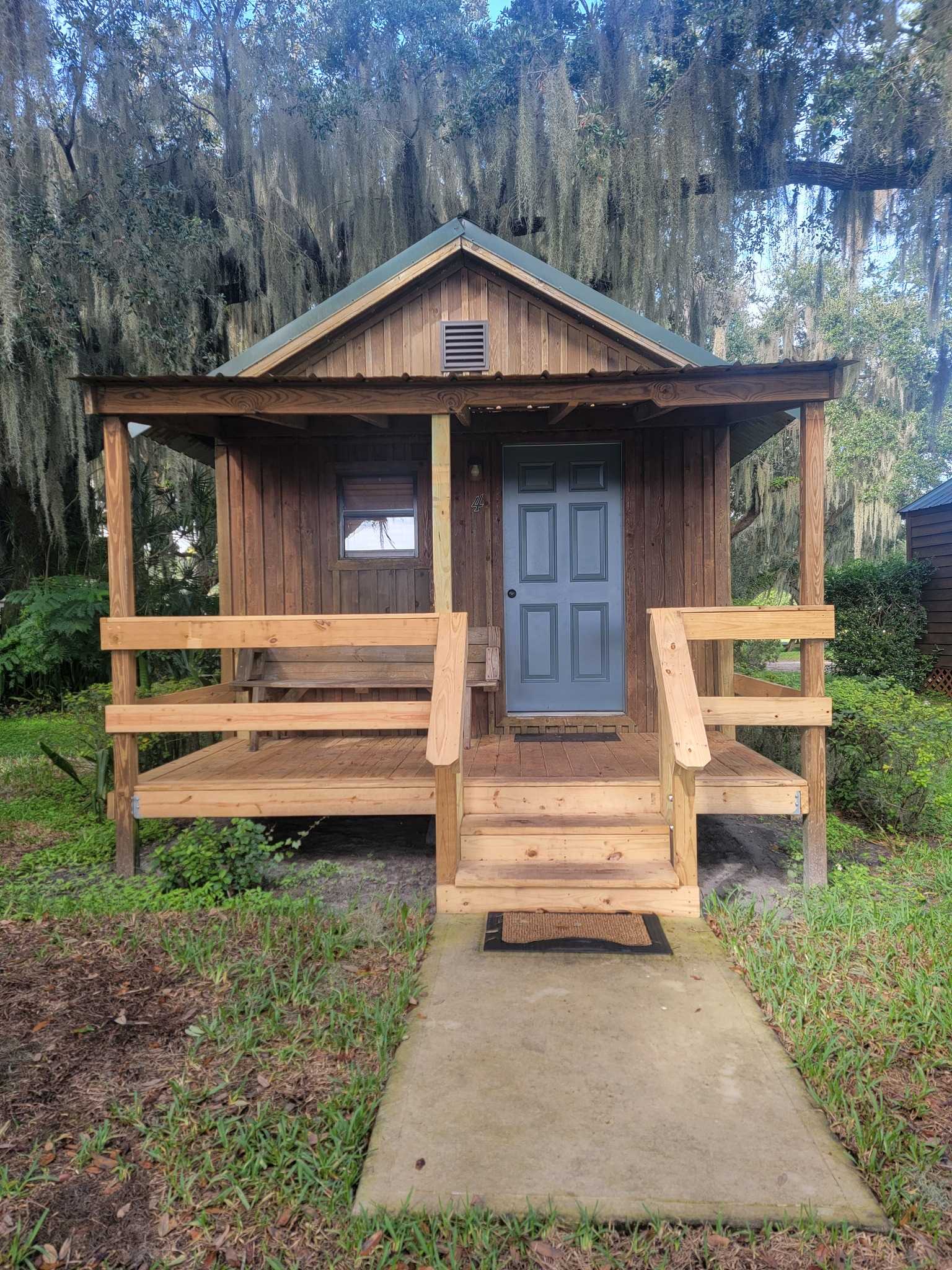 Grape Hammock Fish Camp and Airboat Rides