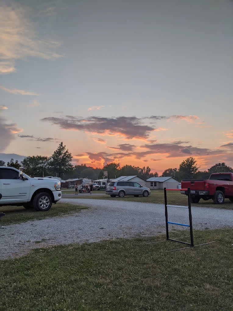 Leafy Oaks Campground Inc