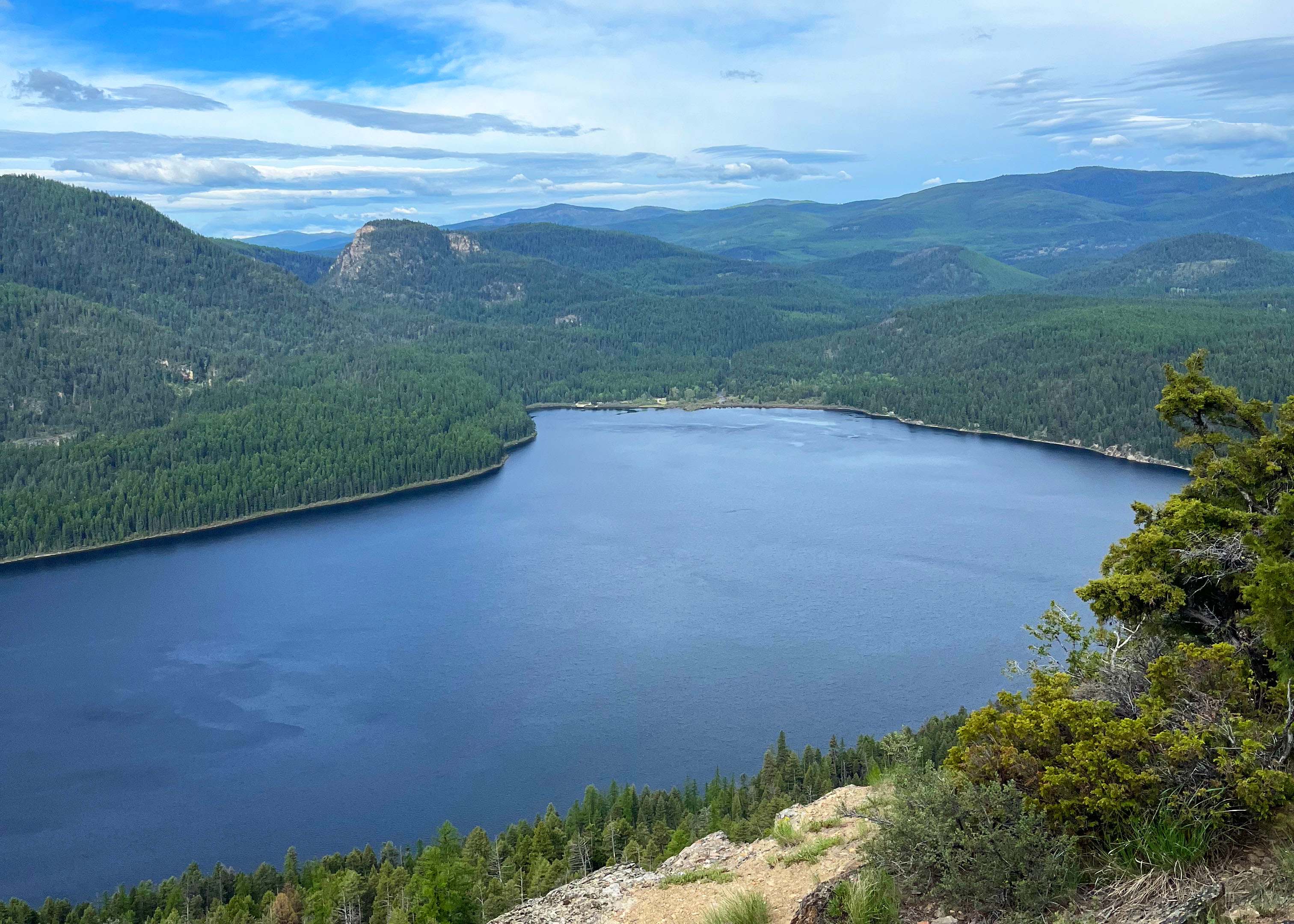 The view of Tally Lake from Tally Lake Overlook Trail.