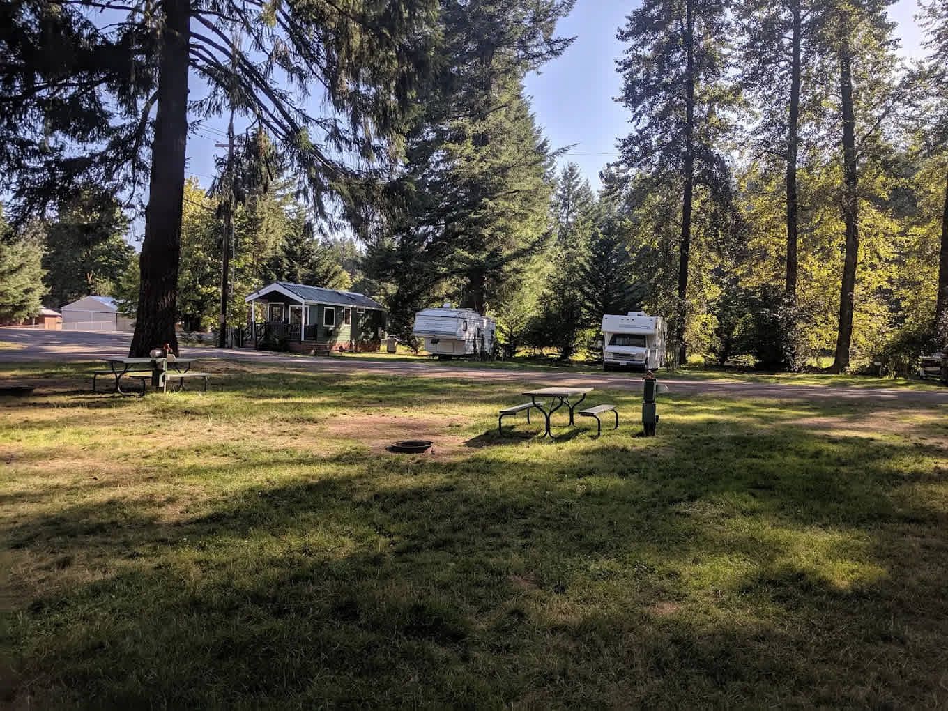 Lone Fir Resort
