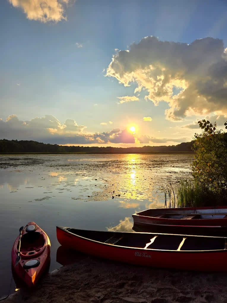 Camp Wandawega Lake Resort