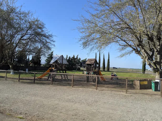 Oasis West RV Park