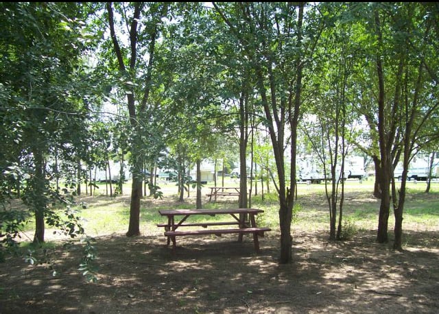 Red Deer Villa RV Ranch