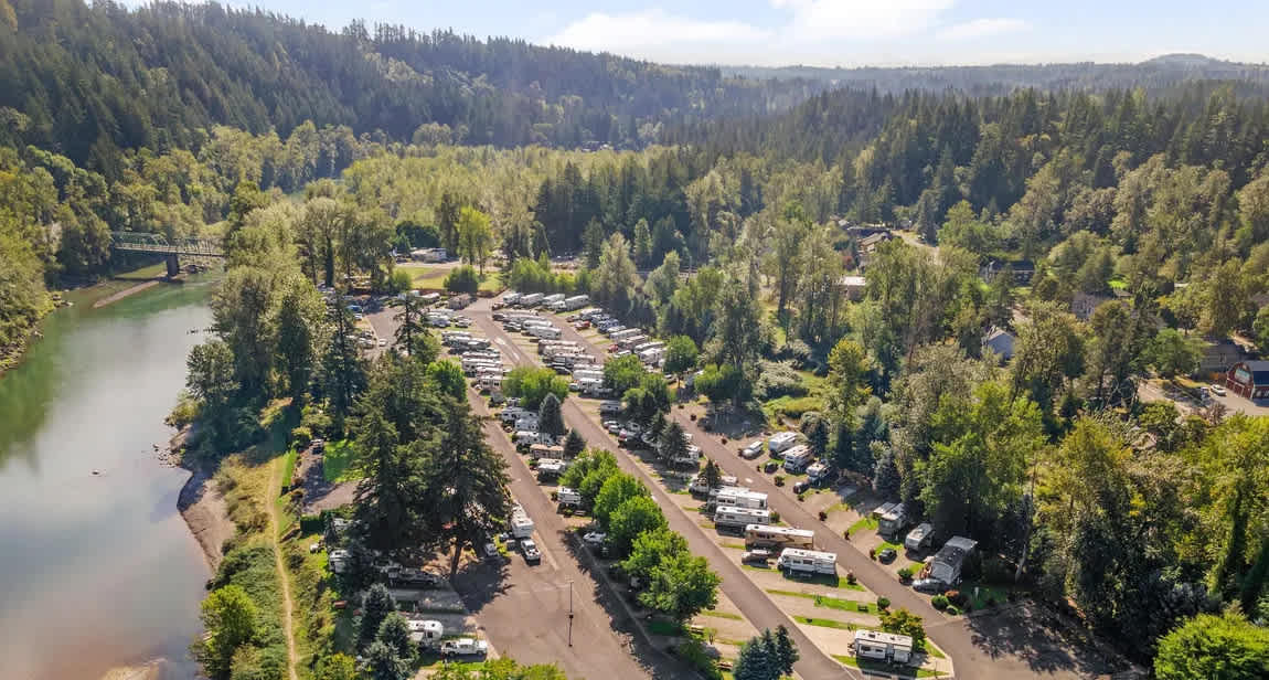 Sandy Riverfront RV