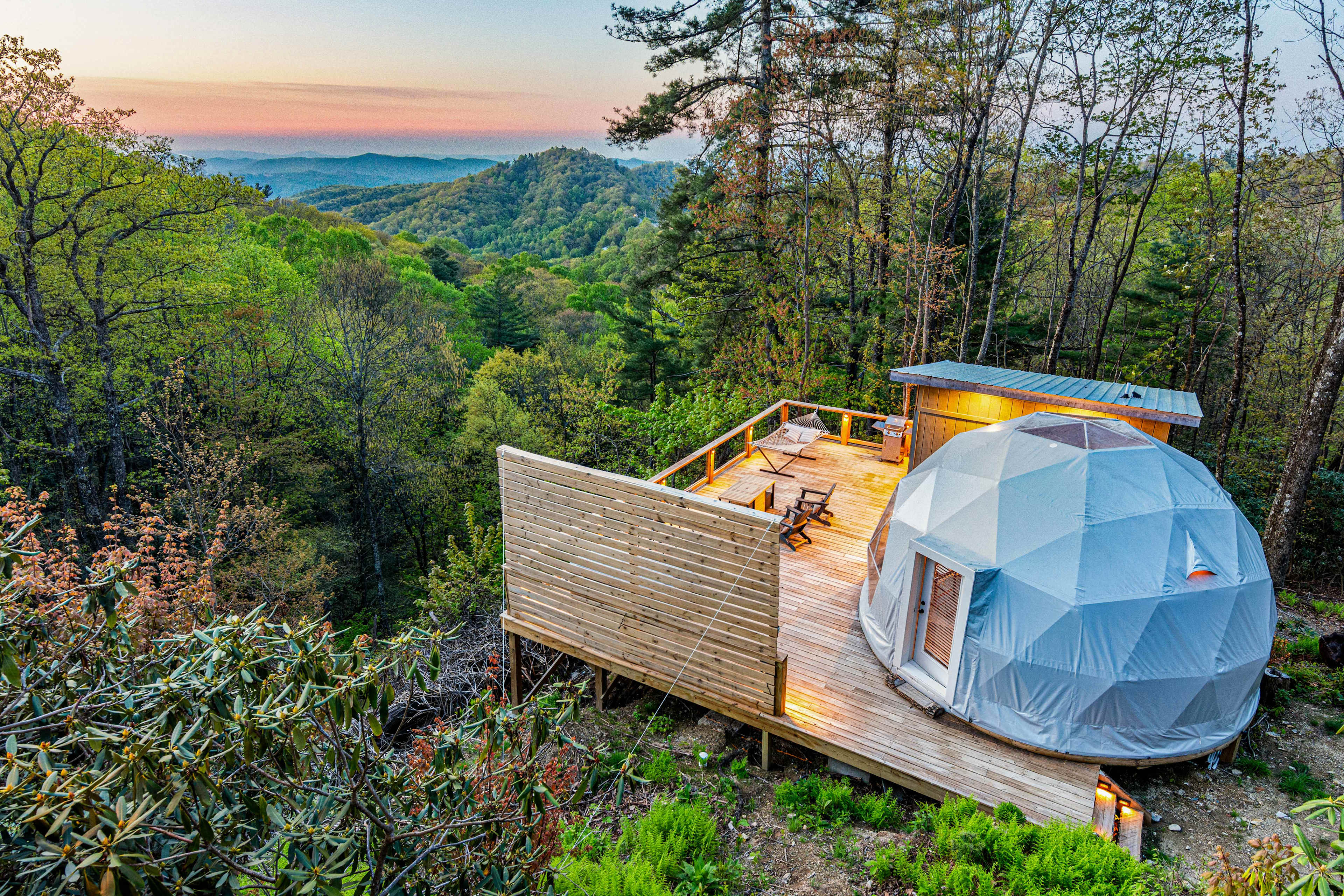 Blowing Rock TreePod & Geodome