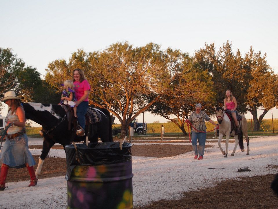 Reba's Rock and Rose RV Park