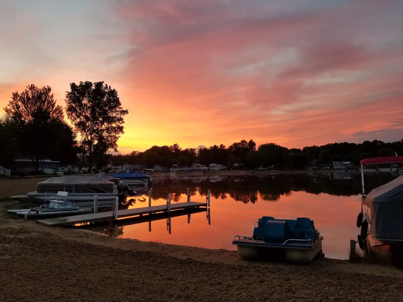 Sandy Pines Recreation Community RV Resort & Campground
