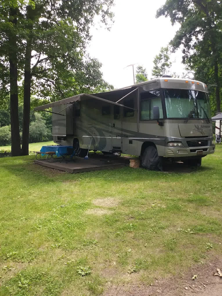 Oak Shores Resort Campground