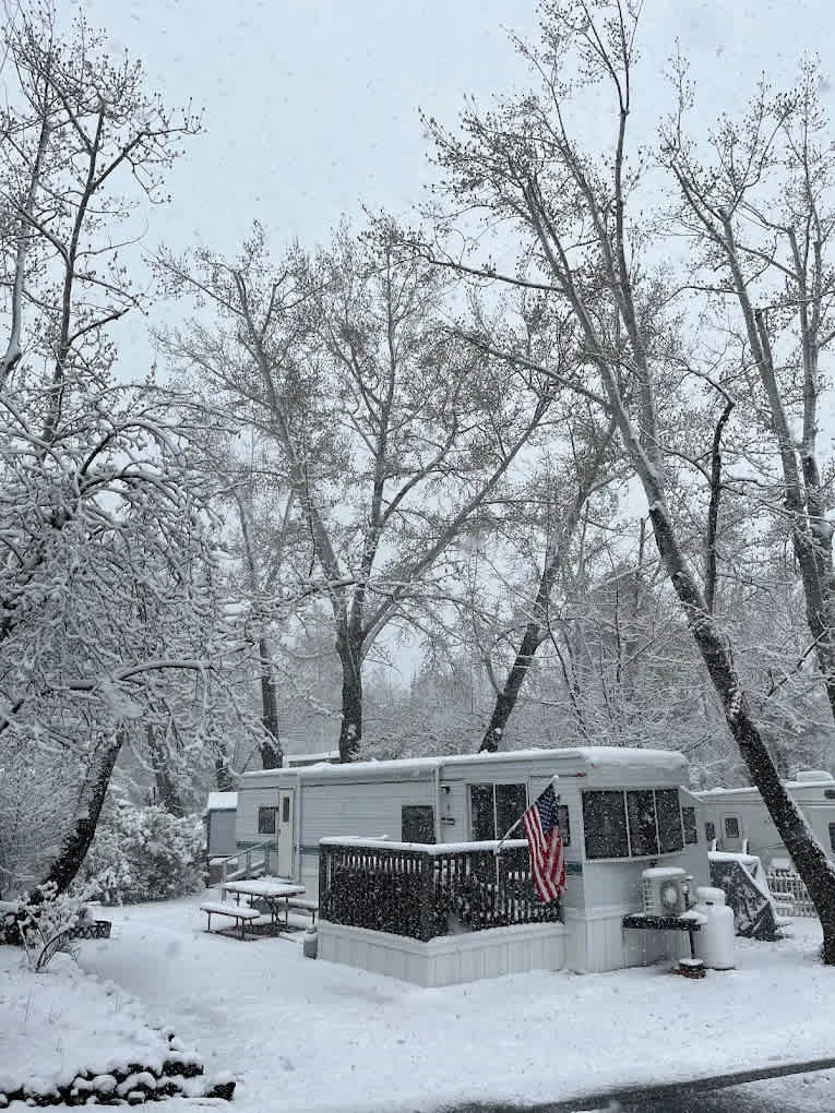 Pinezanita RV Park & Campgrounds