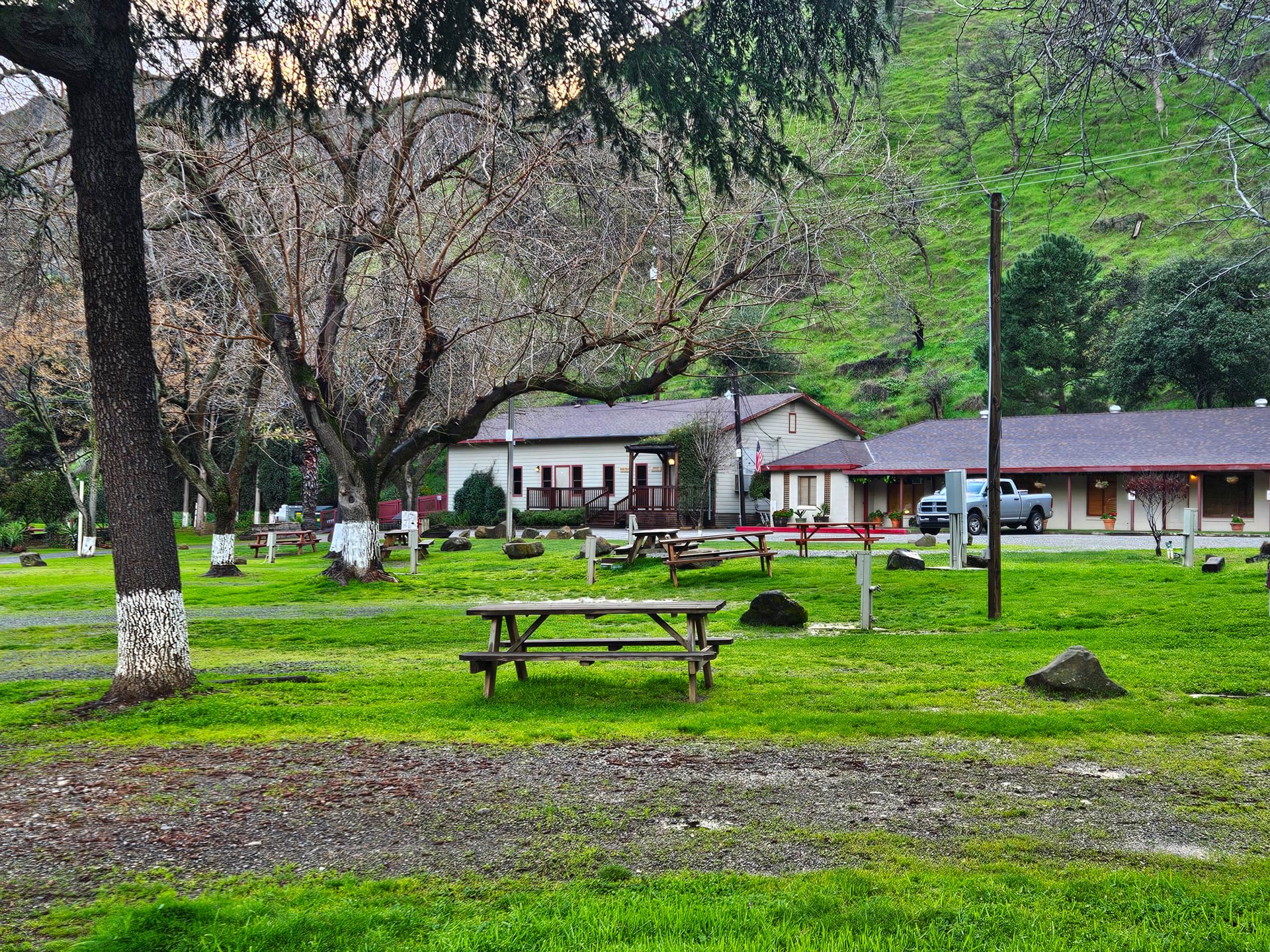 Canyon Creek Resort