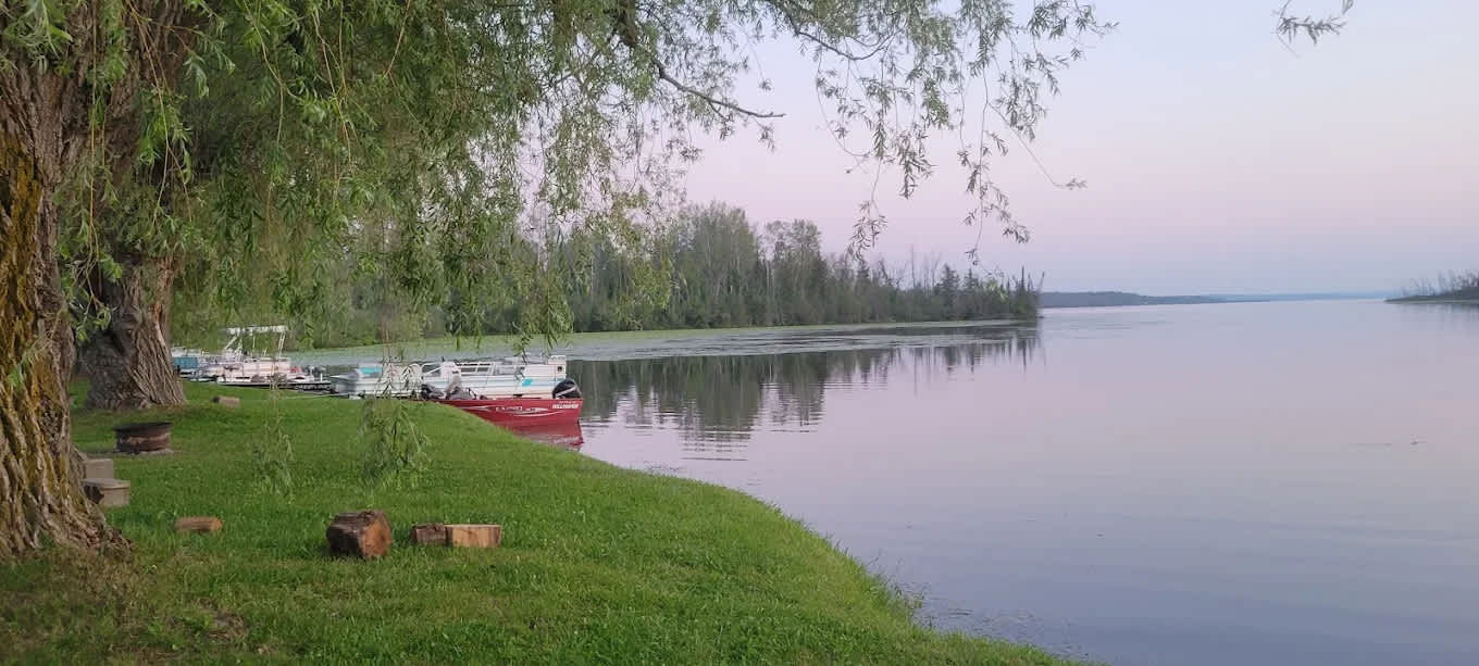 Paradise Lodge