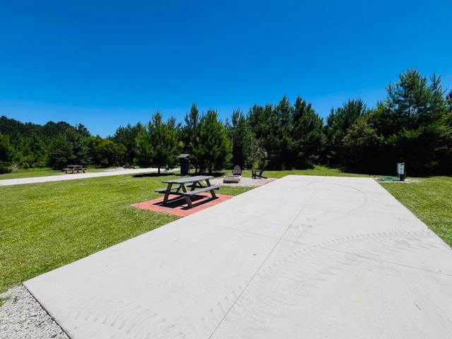 Laurel Oaks Estate