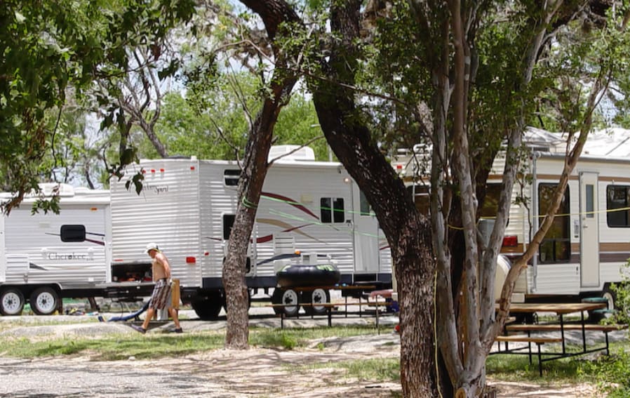 Nanas RV Park on the Frio