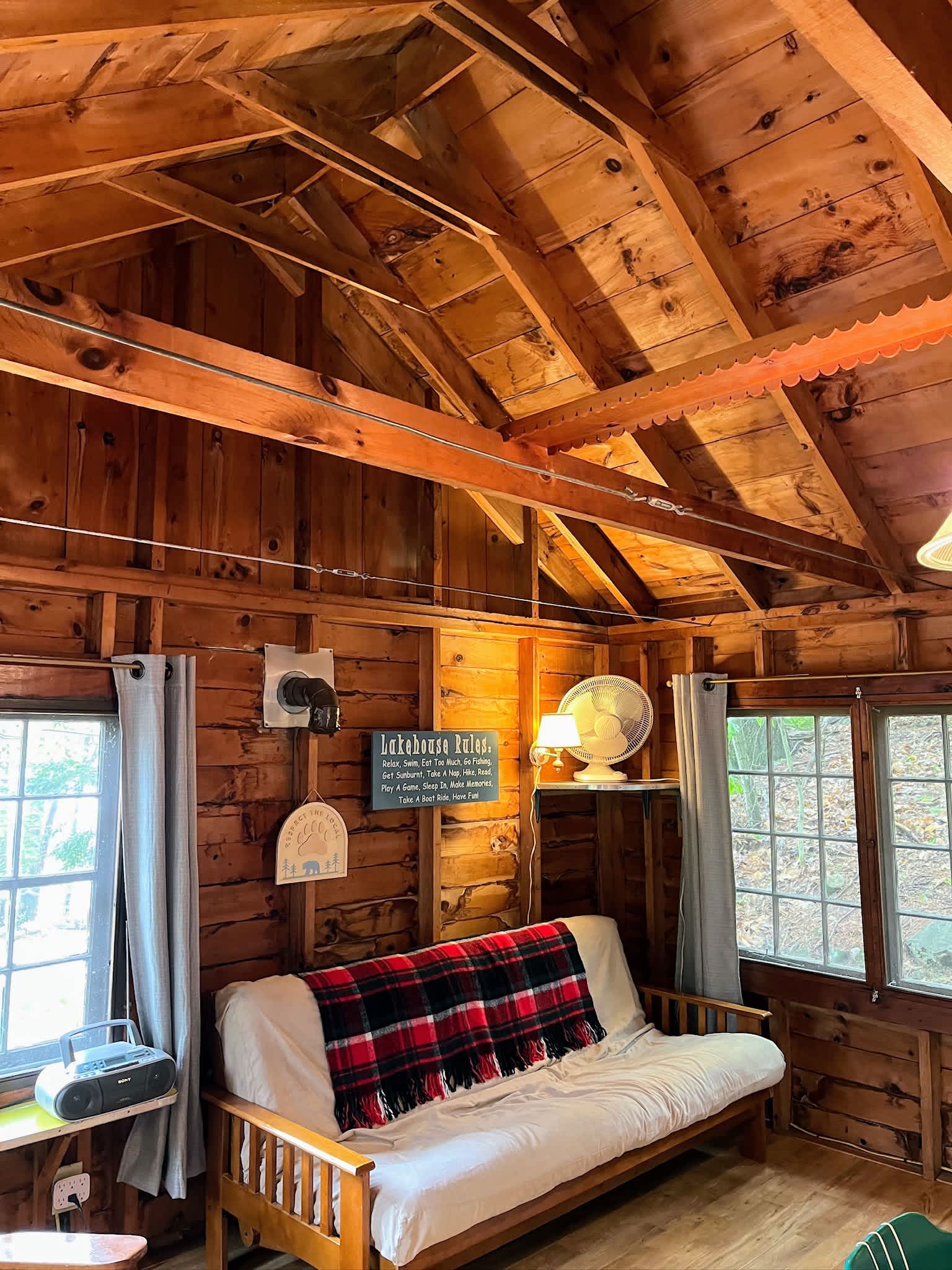 Laughing Bear Cottages - Squam Lake