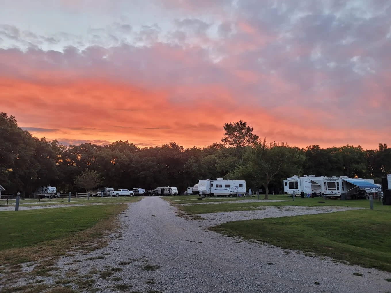 White Oaks on the Lake RV Resort