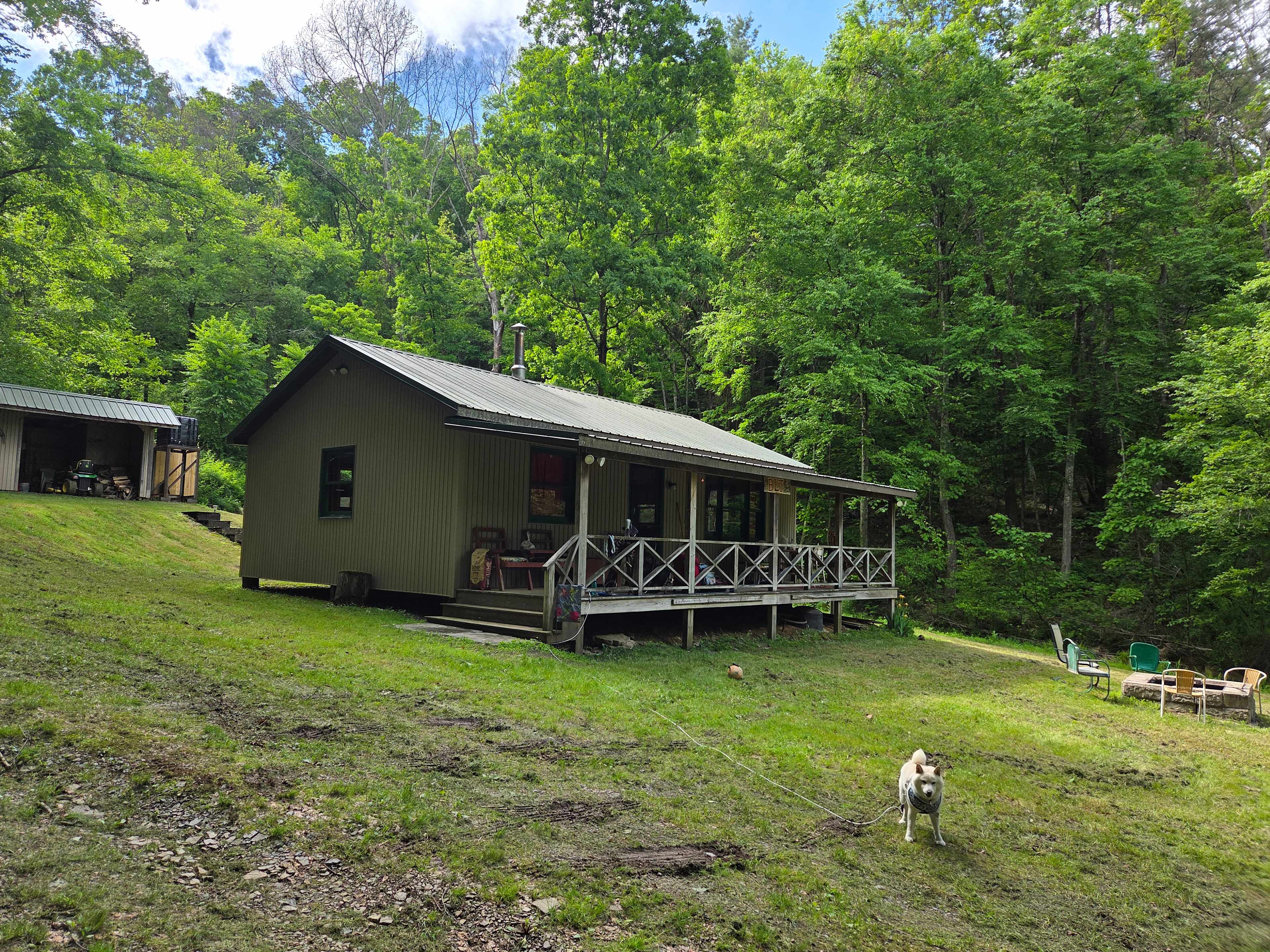 Secluded BLT Cabin