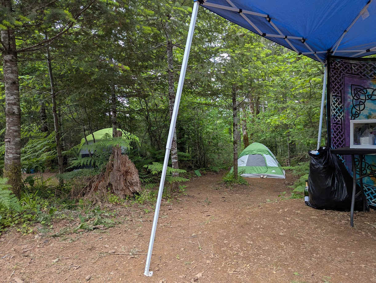 Neighbor campsites down low