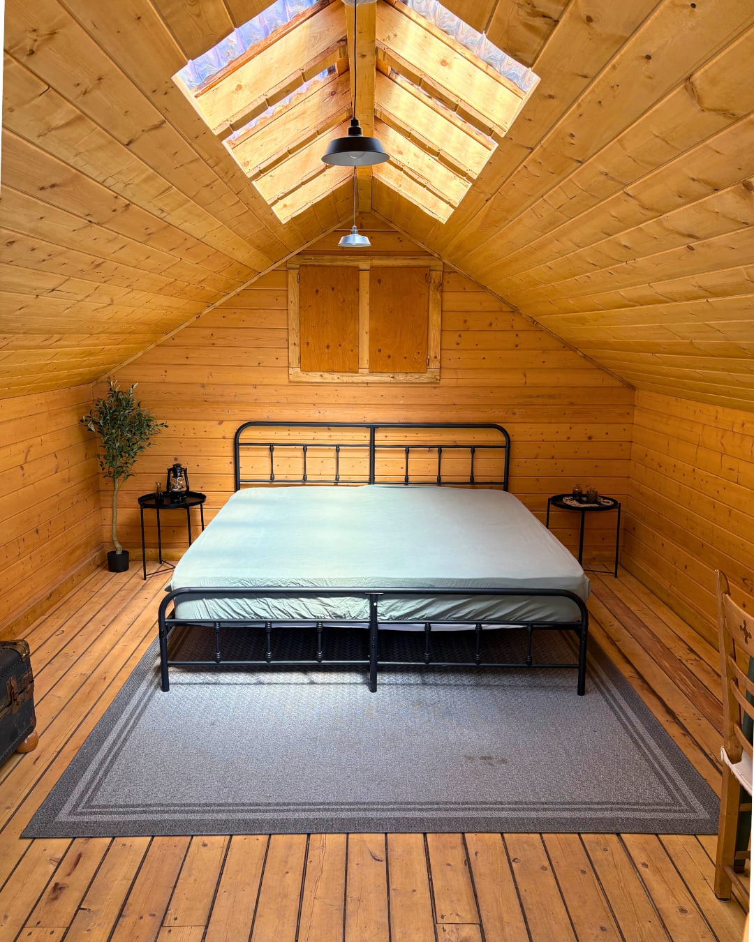 Trappers Hill Lodges & Campground