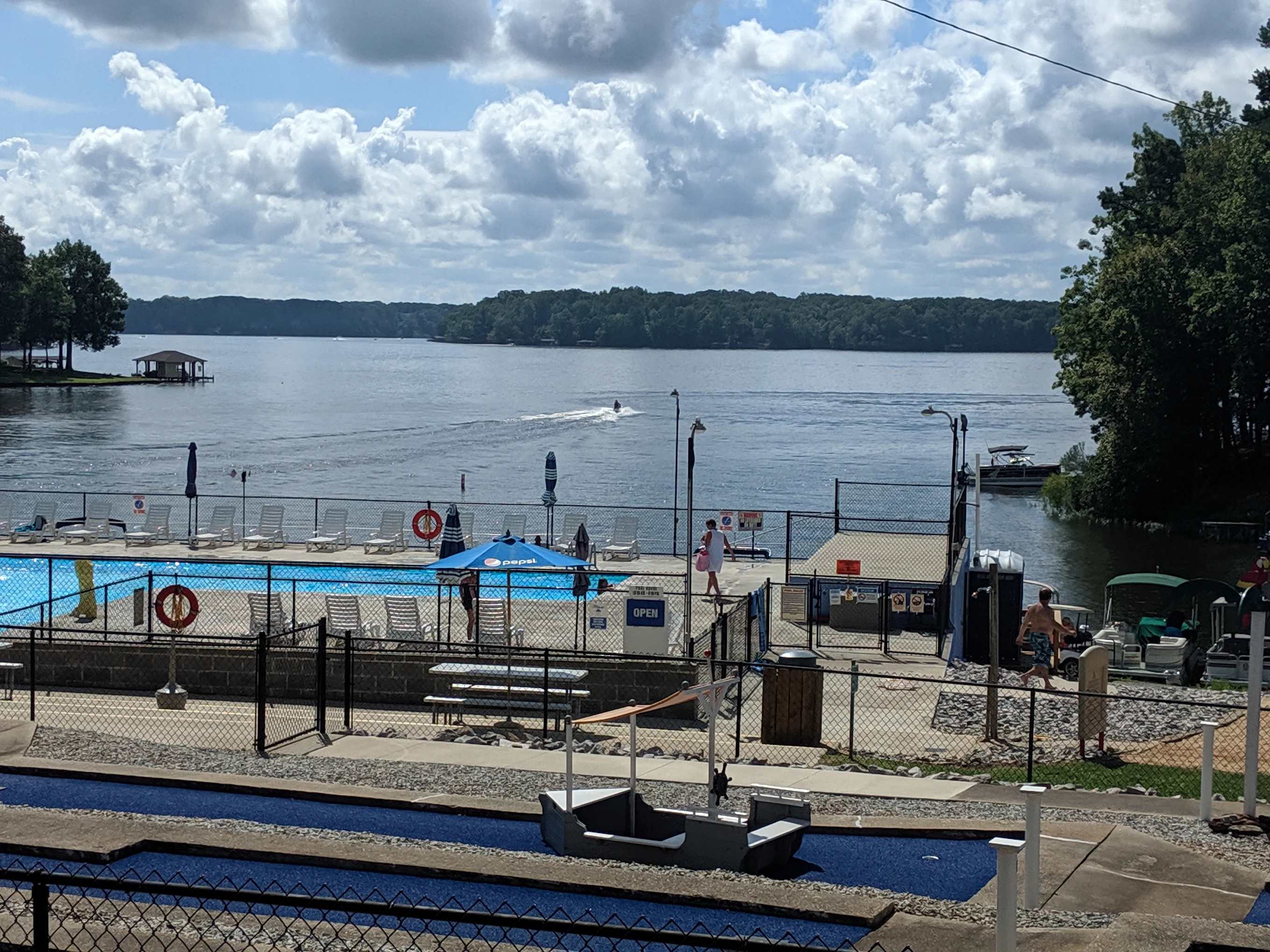 Americamps Lake Gaston