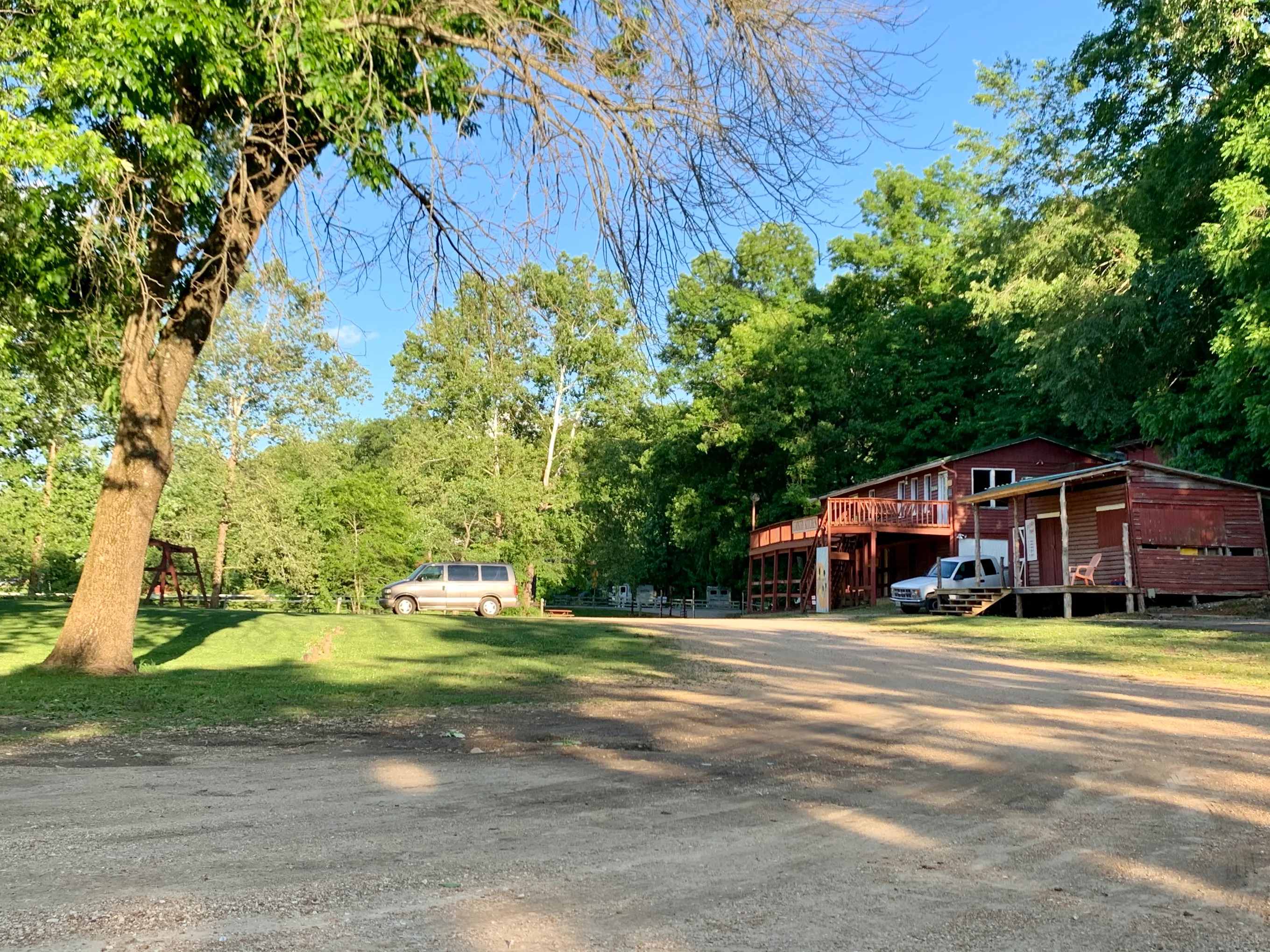 Garrisons River Resort