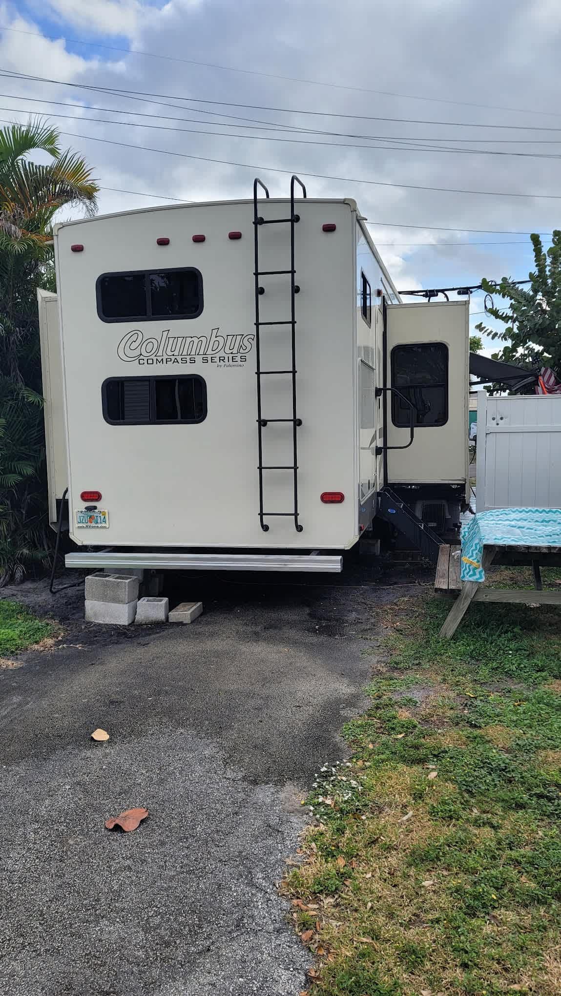 Paradise Island RV Resort